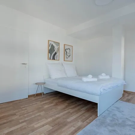 Großzügiges City-apartment In Bester Lage Für 8 Personen Apartamento *