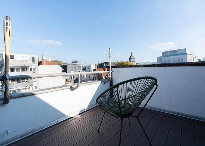 Grosszuegiges City-apartment In Bester Lage Fuer 8 Personen 公寓 *
