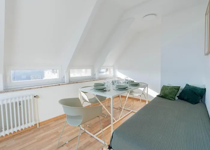 公寓 Grosszuegiges City-apartment In Bester Lage Fuer 8 Personen